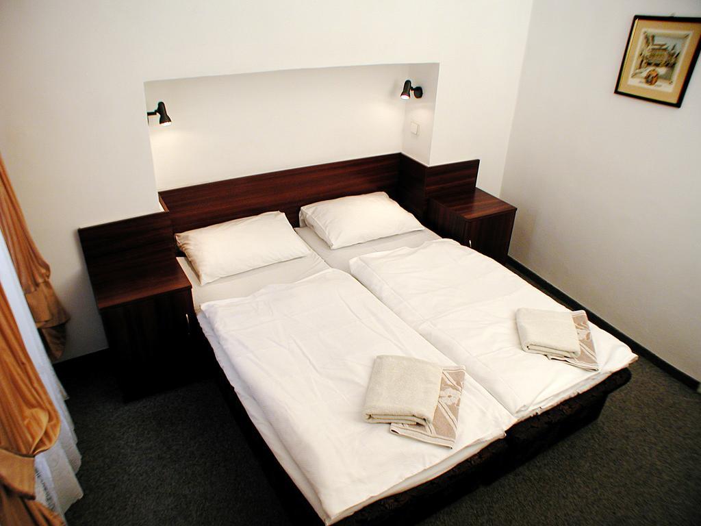 Hotel & Residence Royal Standard Prague Chambre photo